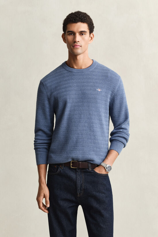 Pull col rond en maille torsad&eacute;e