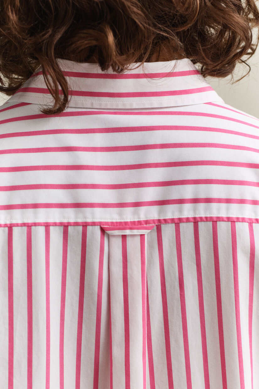 Chemise classique coupe d&eacute;contract&eacute;e en popeline &agrave; rayures