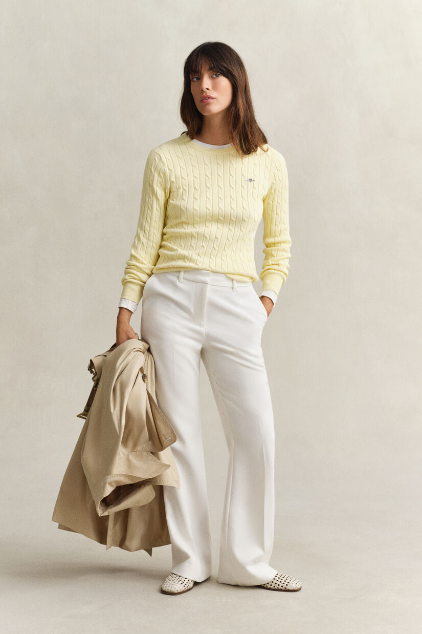 Pull col rond en maille de coton stretch &agrave; torsades