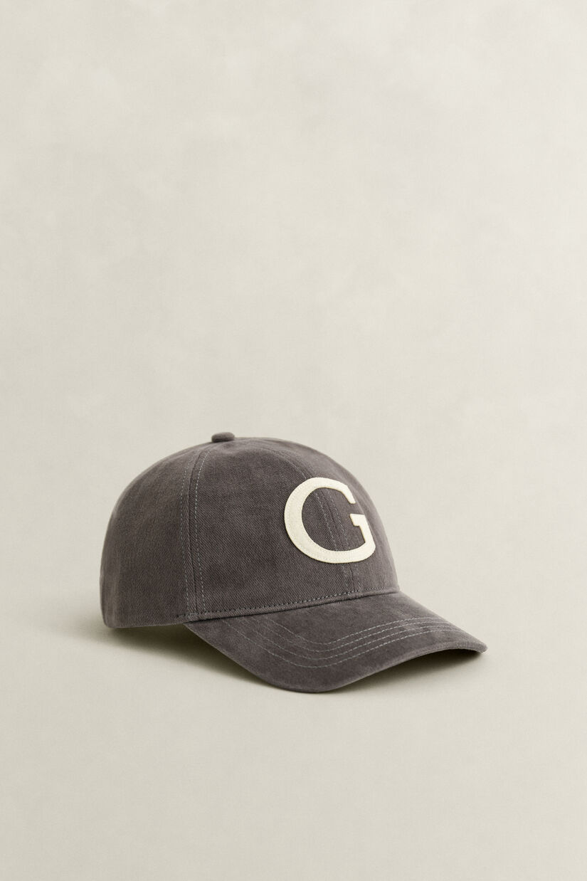 Casquette avec &eacute;cusson G
