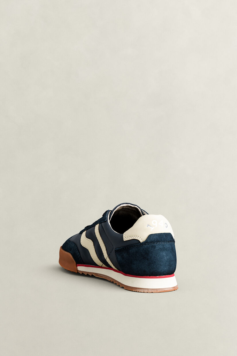 Baskets en daim Baylle
