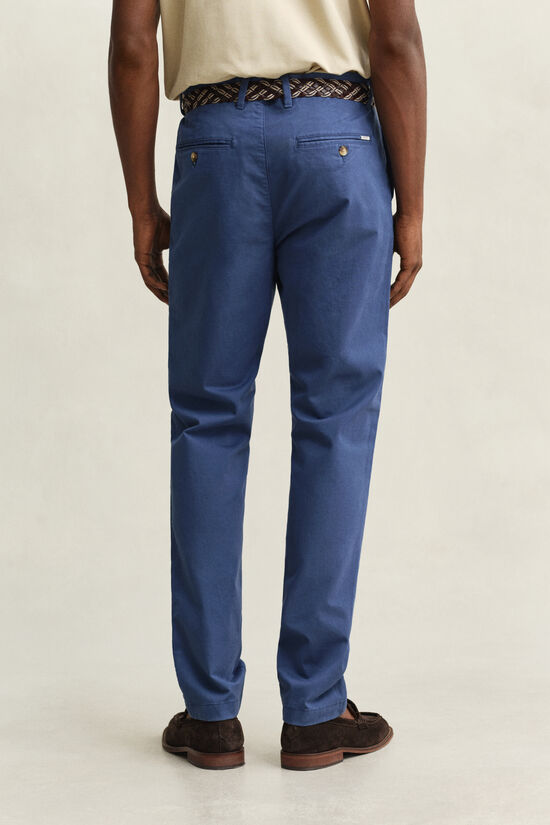 Pantalon chino classique coupe slim