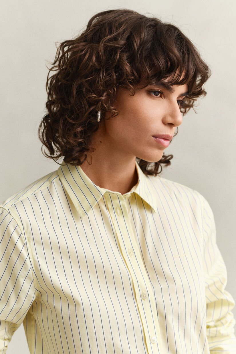 Chemise coupe regular en popeline &agrave; rayures classique