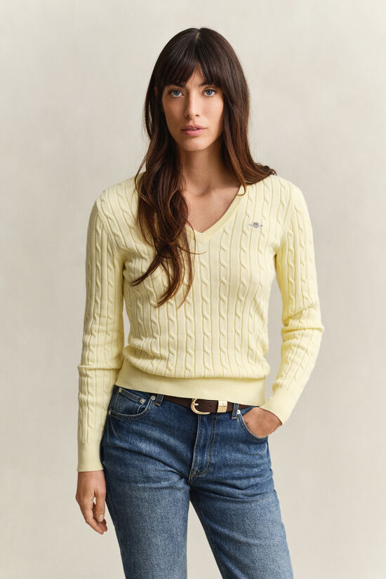 Pull col V en maille de coton stretch &agrave; torsades