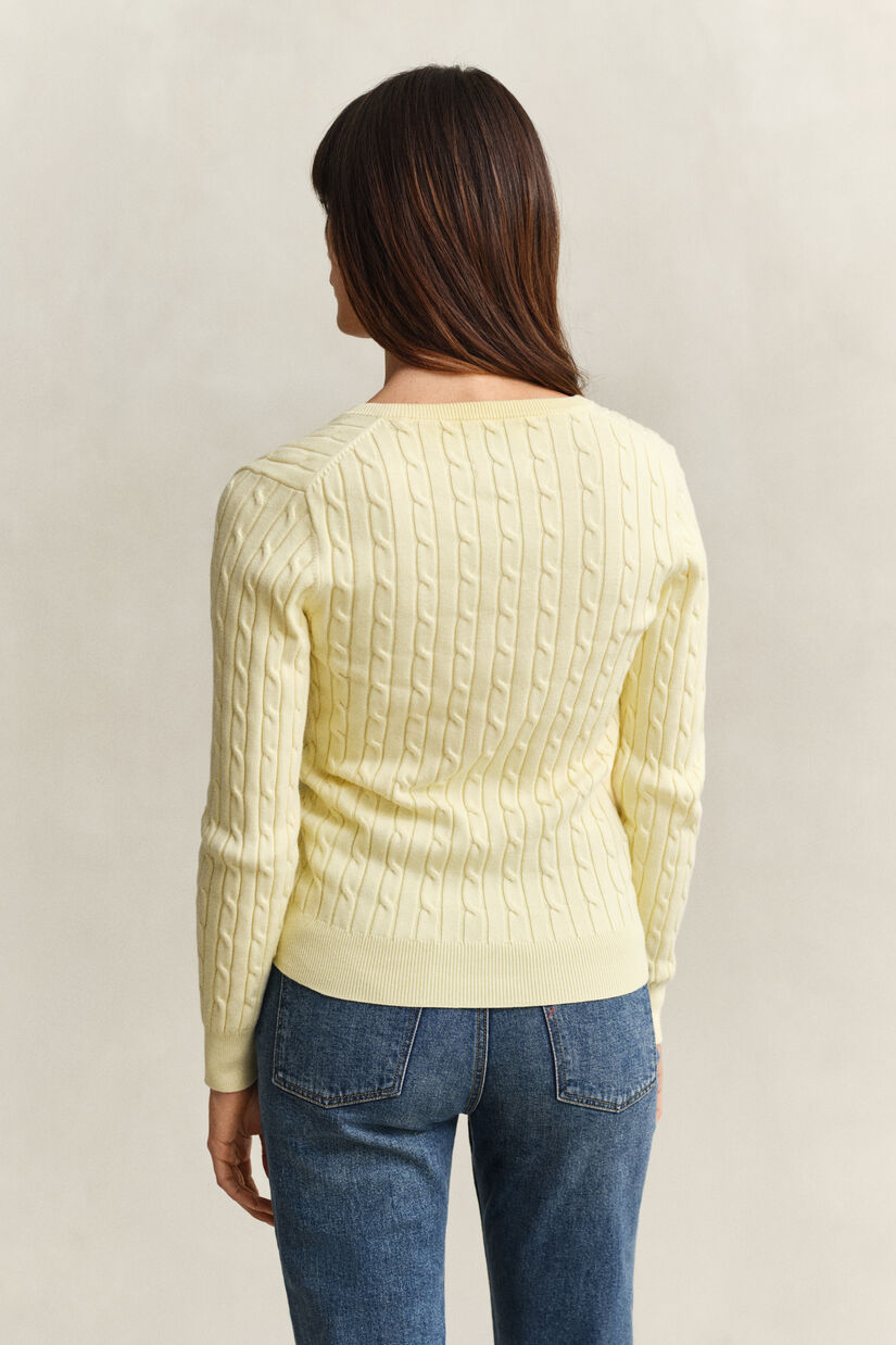 Pull col V en maille de coton stretch &agrave; torsades
