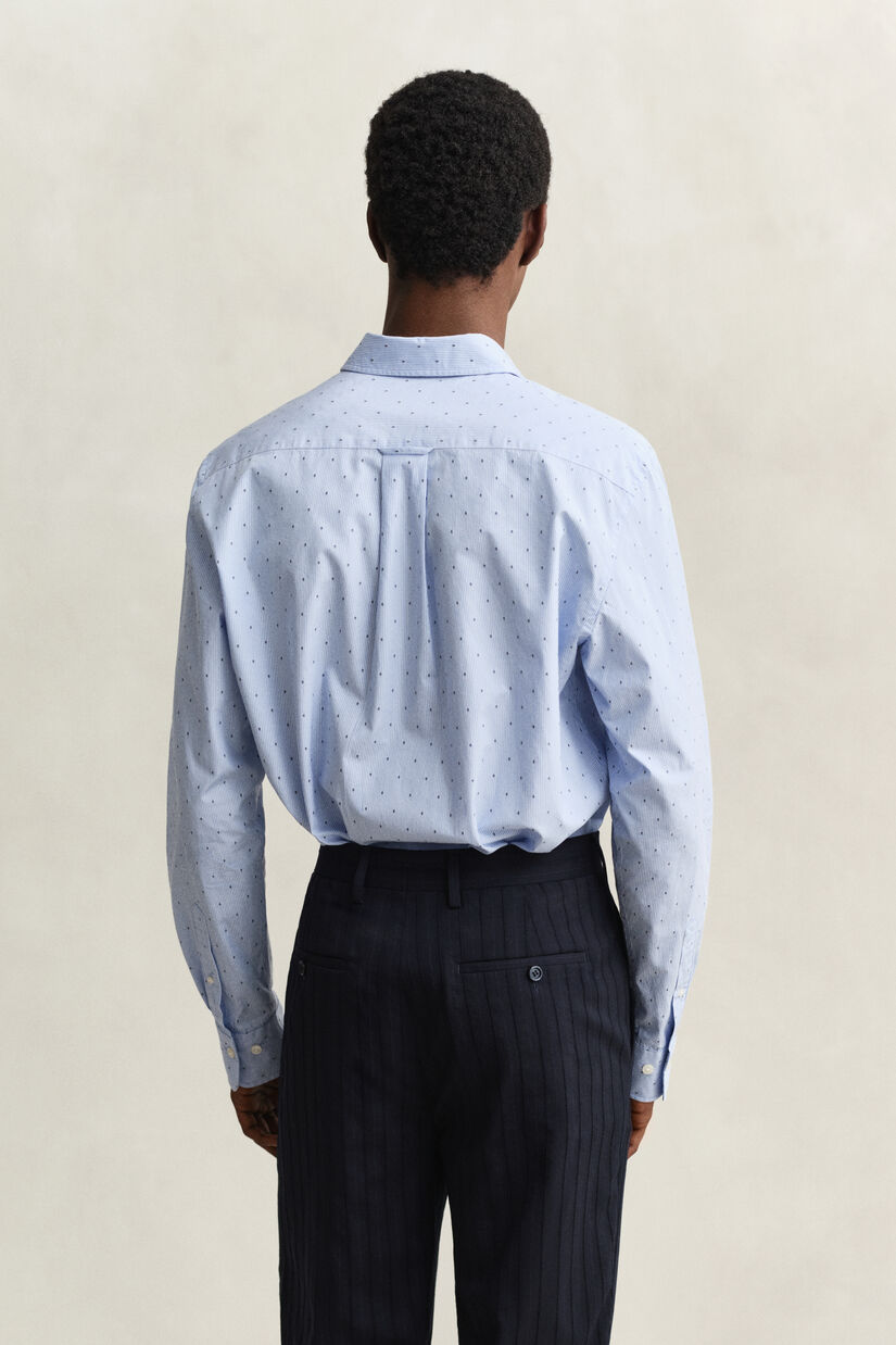 Chemise en fil coup&eacute;