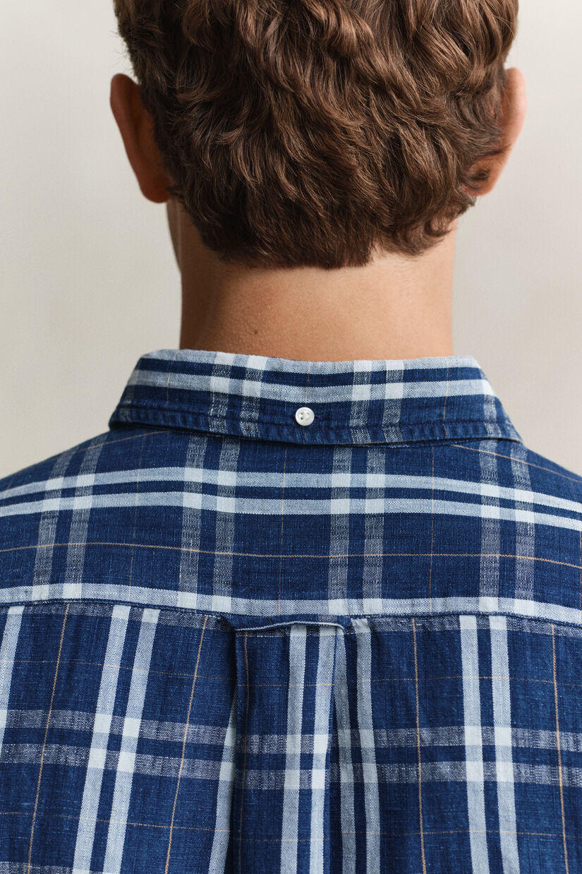 Chemise en coton et lin &agrave; carreaux