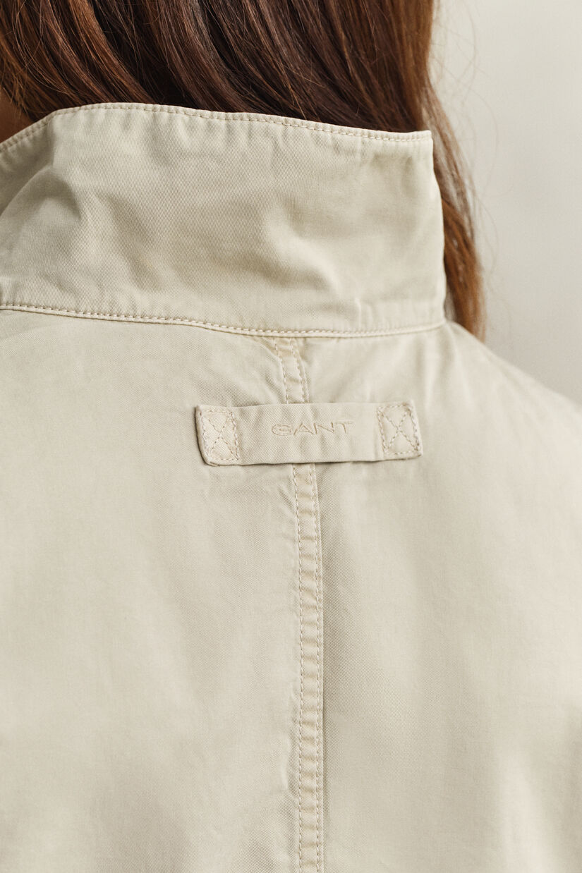 Veste militaire avec ceinture