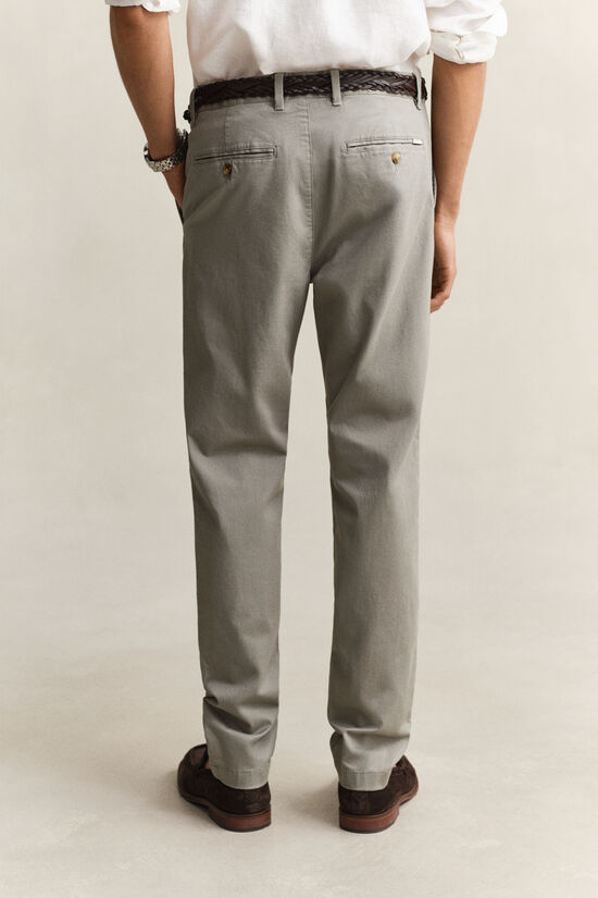 Pantalon chino classique coupe slim