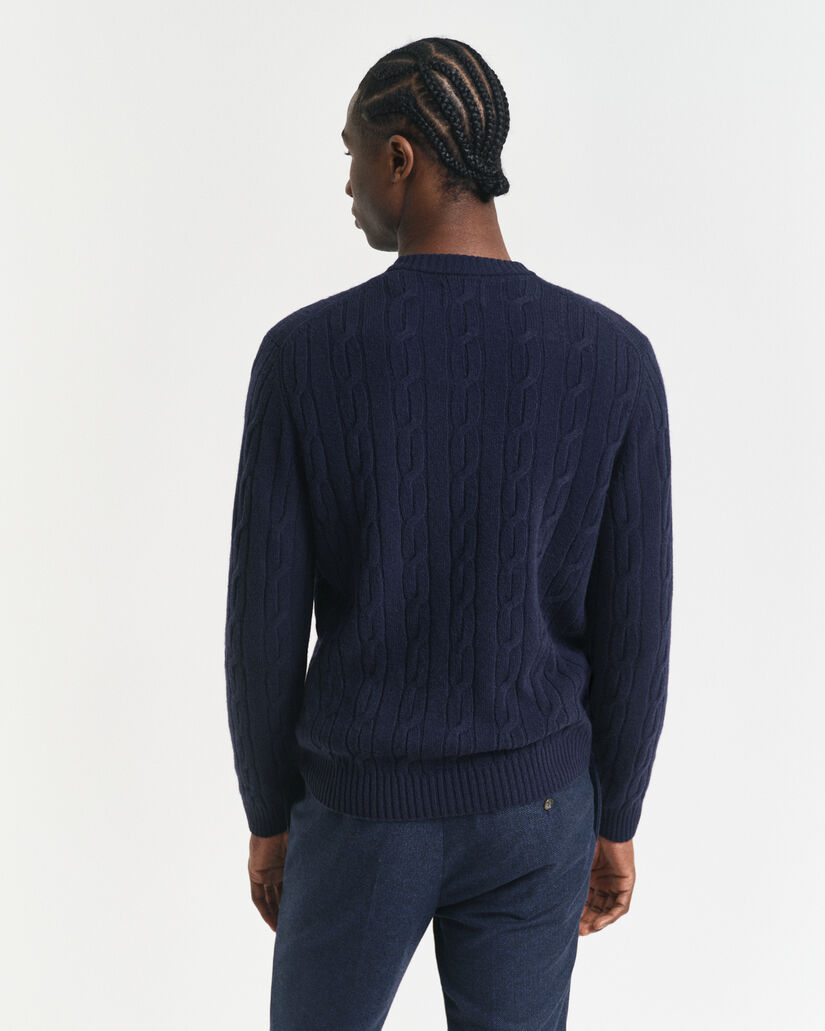 Pull ras du cou en maille torsad&eacute;e en laine d'agneau