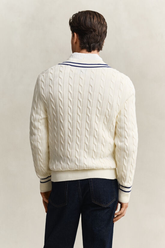Pull col V en maille de coton torsad&eacute;e