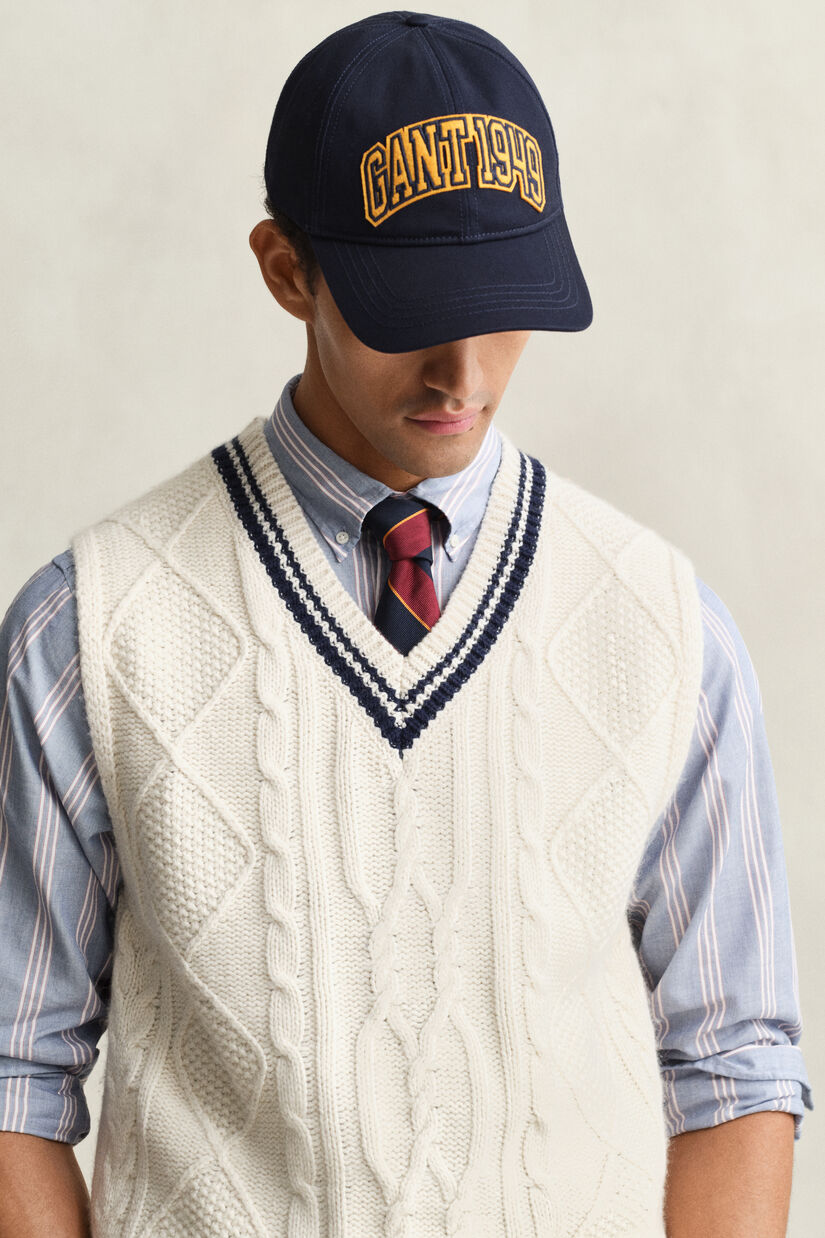 Pull sans manches en maille torsad&eacute;e
