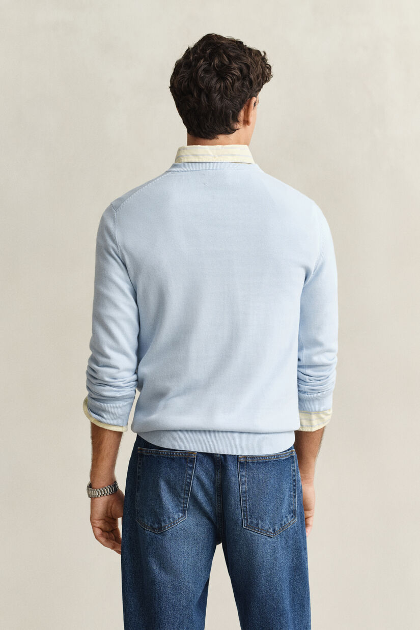 Pull col V en coton classique