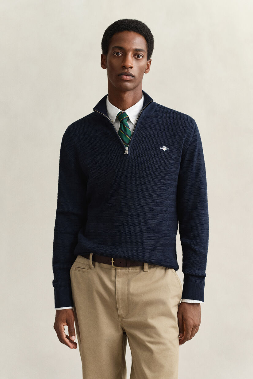 Pull &agrave; demi-zip en maille torsad&eacute;e