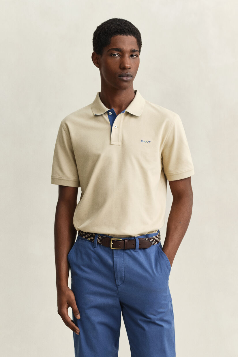 Polo en coton piqu&eacute; contrastant