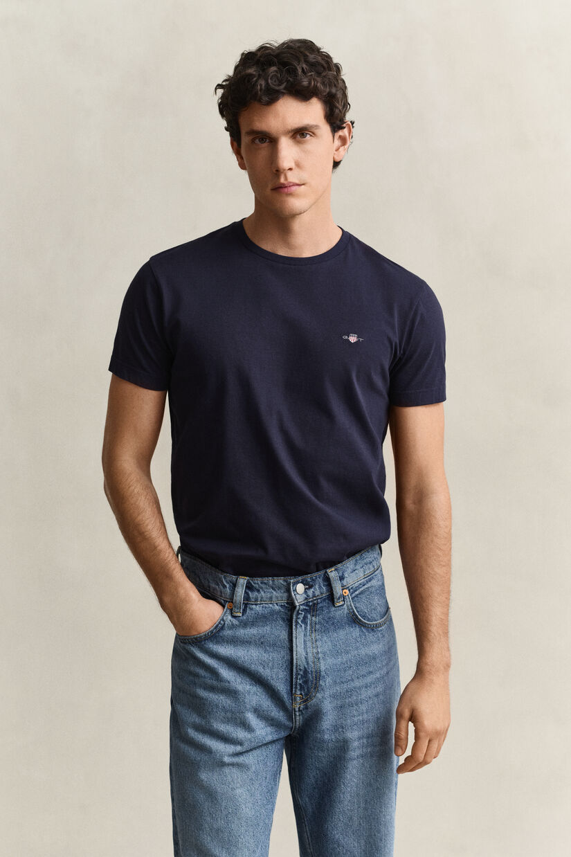 T-shirt coupe slim avec &eacute;cusson