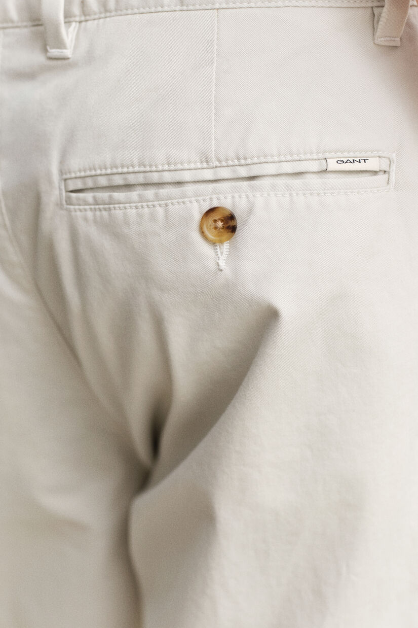 Pantalon chino classique coupe regular
