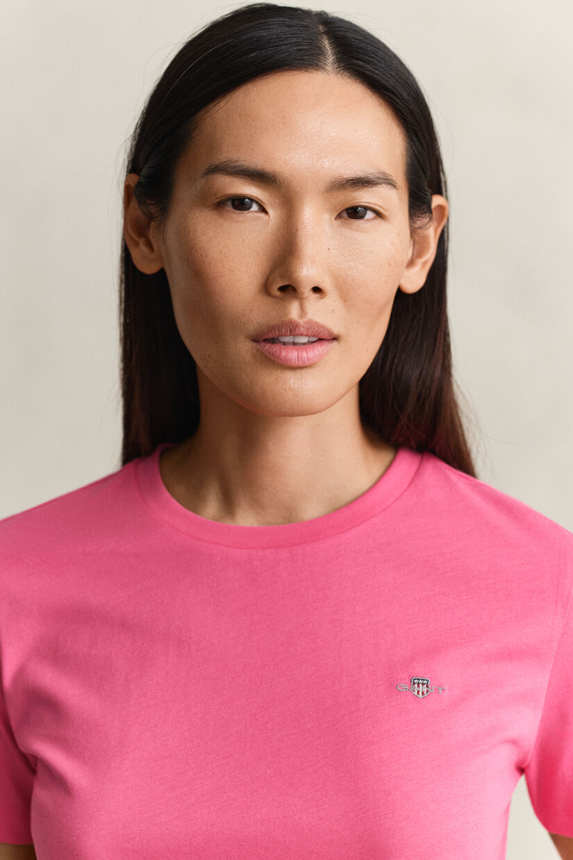 T-shirt avec &eacute;cusson