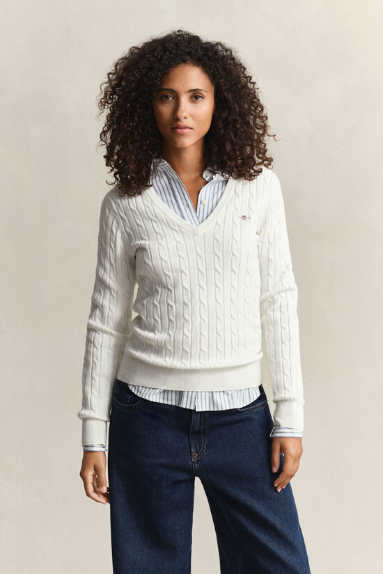 Pull col V en maille de coton stretch &agrave; torsades