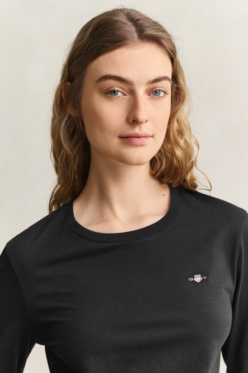 T-shirt &agrave; manches longues avec &eacute;cusson