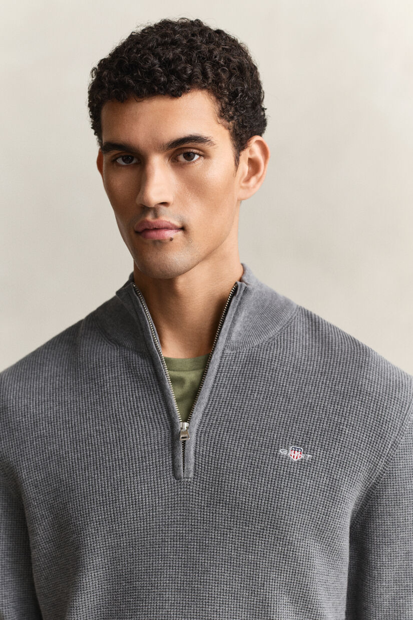 Pull &agrave; demi-zip en coton textur&eacute;
