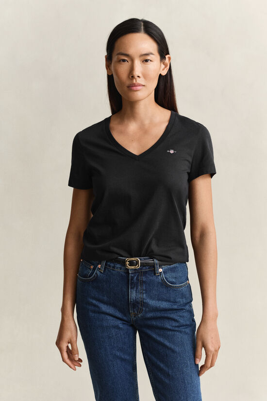 T-shirt col V avec &eacute;cusson