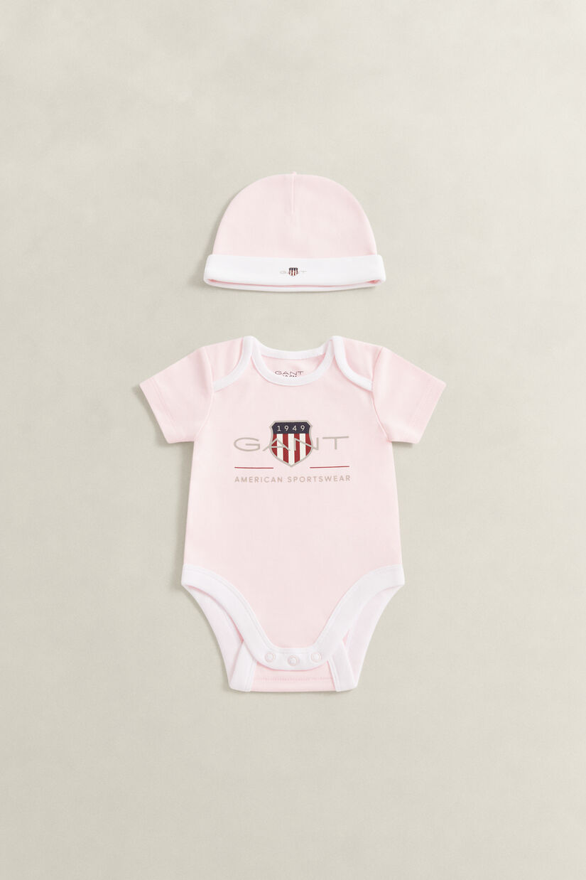 Ensemble barboteuse et bonnet pour b&eacute;b&eacute;
