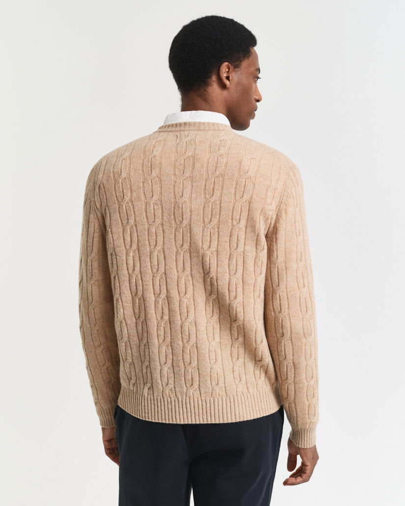 Pull ras du cou en maille torsad&eacute;e en laine d'agneau