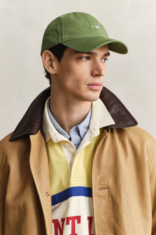 Casquette en serg&eacute; de coton avec &eacute;cusson