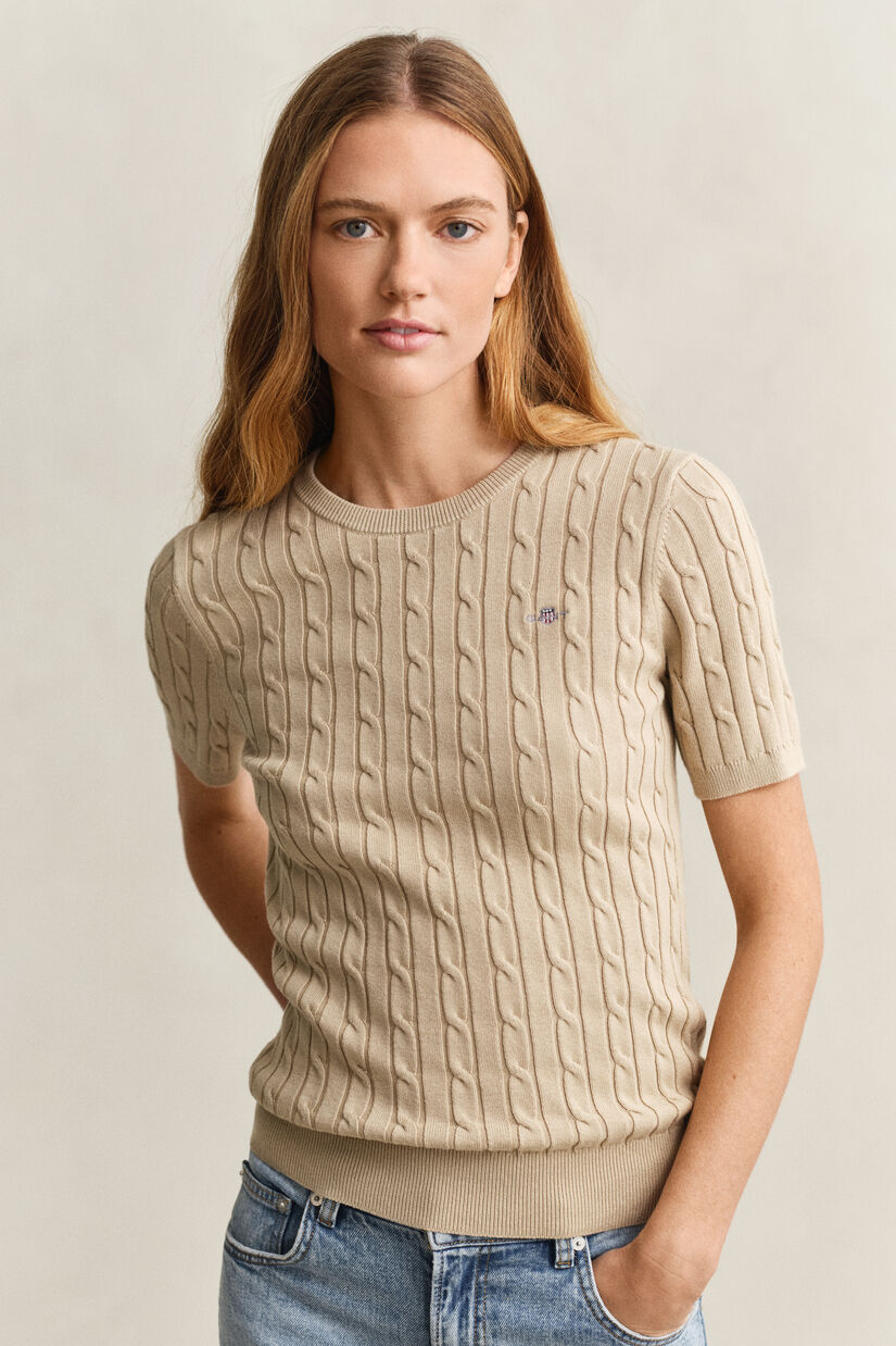 Pull &agrave; manches courtes en maille de coton stretch &agrave; torsades