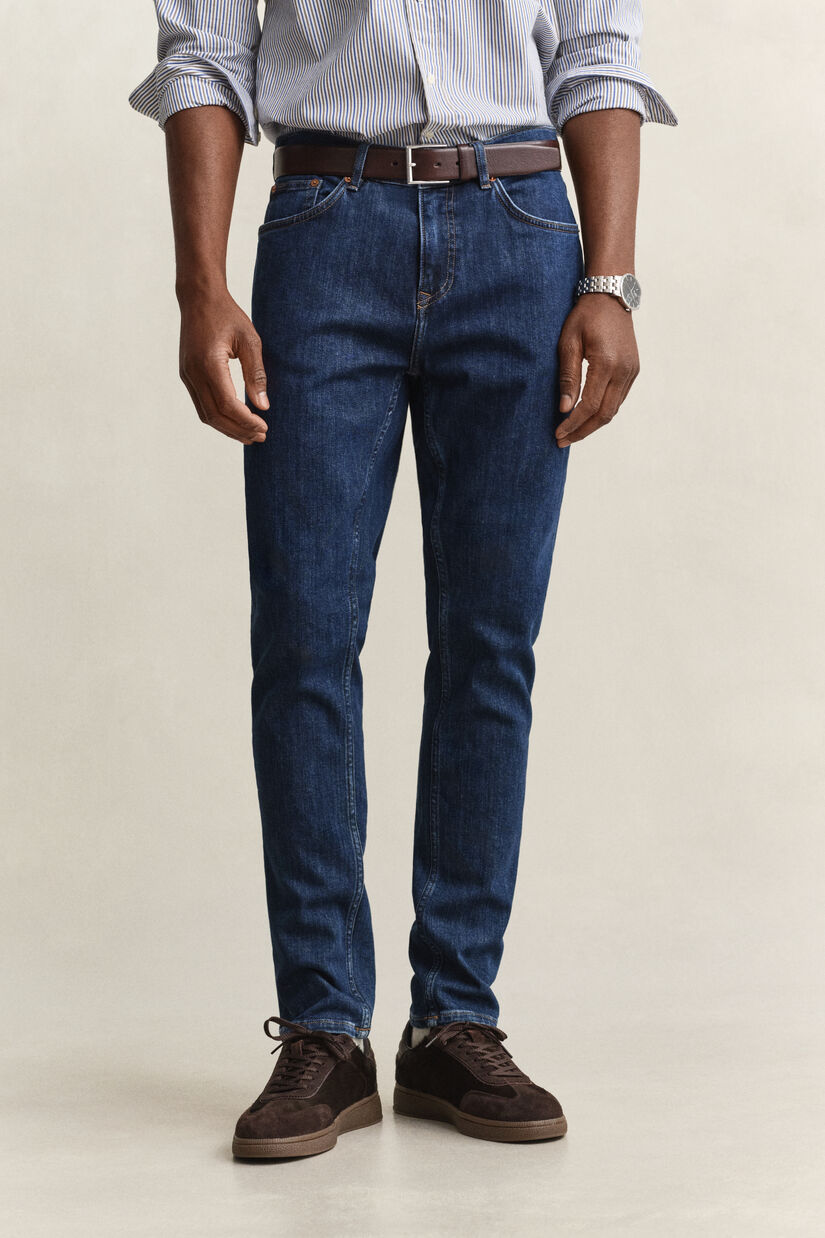 Jean coupe slim &agrave; d&eacute;lavage &eacute;pur&eacute;