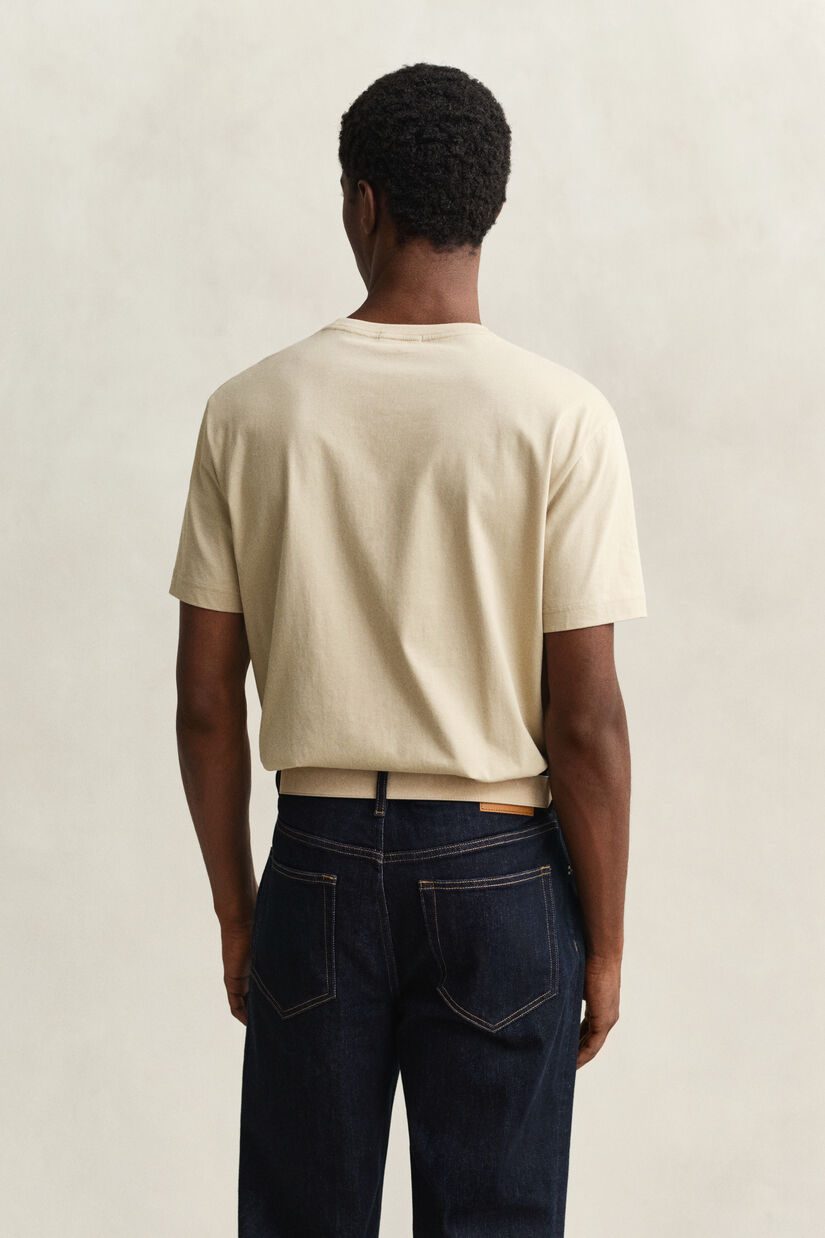 T-shirt coupe regular avec &eacute;cusson