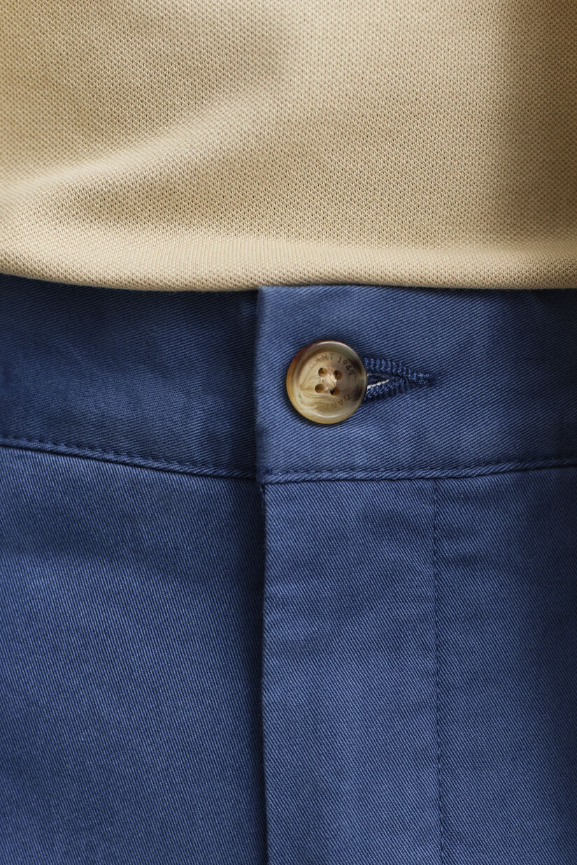 Pantalon chino classique coupe slim