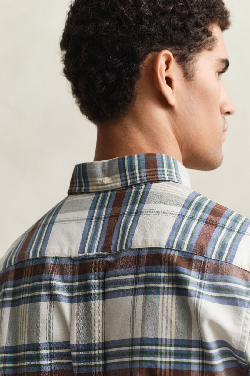 Chemise coupe regular en coton Oxford &agrave; carreaux classique