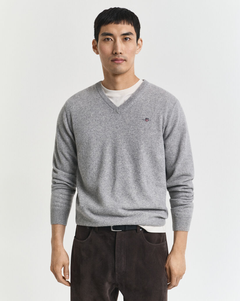 Pull col V en laine d'agneau ultrafine