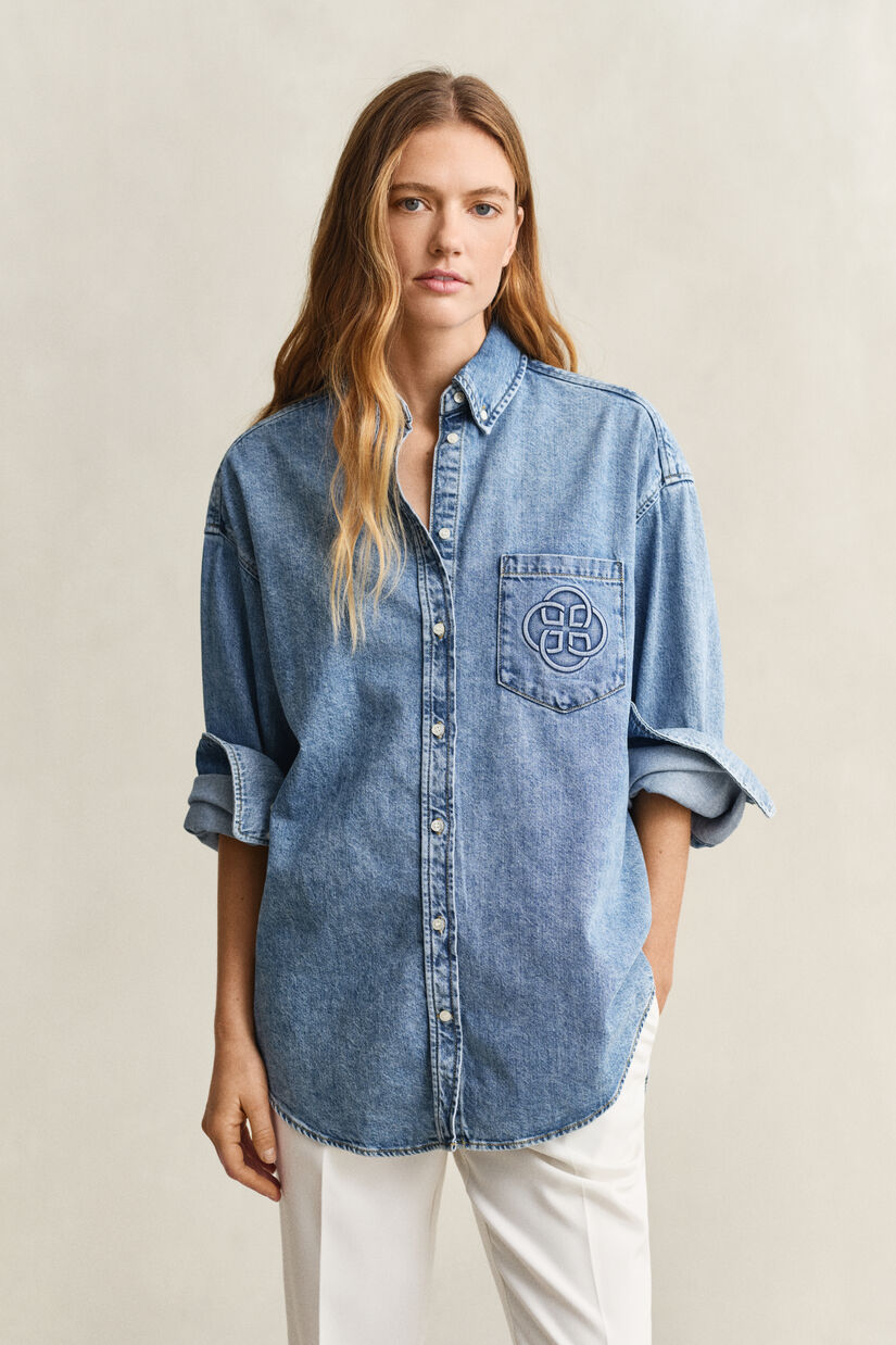 Chemise en denim brod&eacute;e