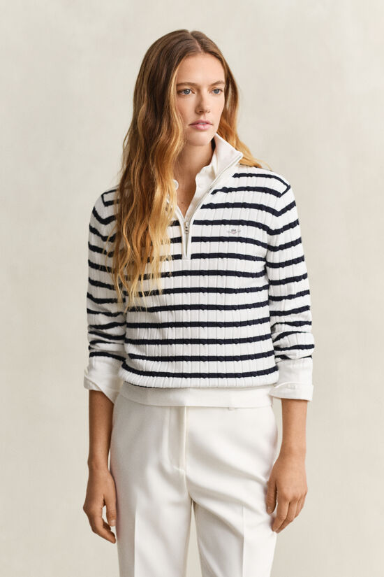 Pull &agrave; demi-zip en maille torsad&eacute;e &agrave; rayures