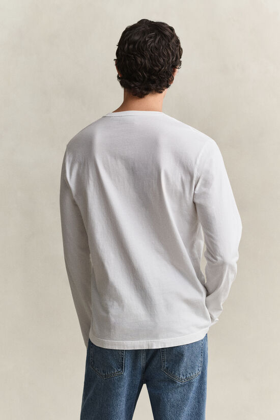 T-shirt &agrave; manches longues avec &eacute;cusson