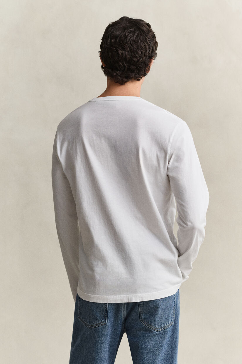 T-shirt &agrave; manches longues avec &eacute;cusson