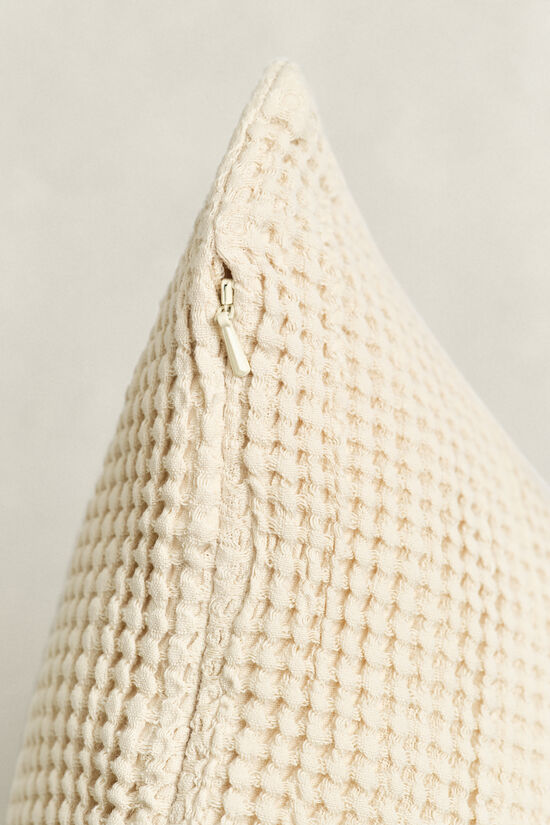 Housse de coussin en coton &agrave; texture gaufr&eacute;e